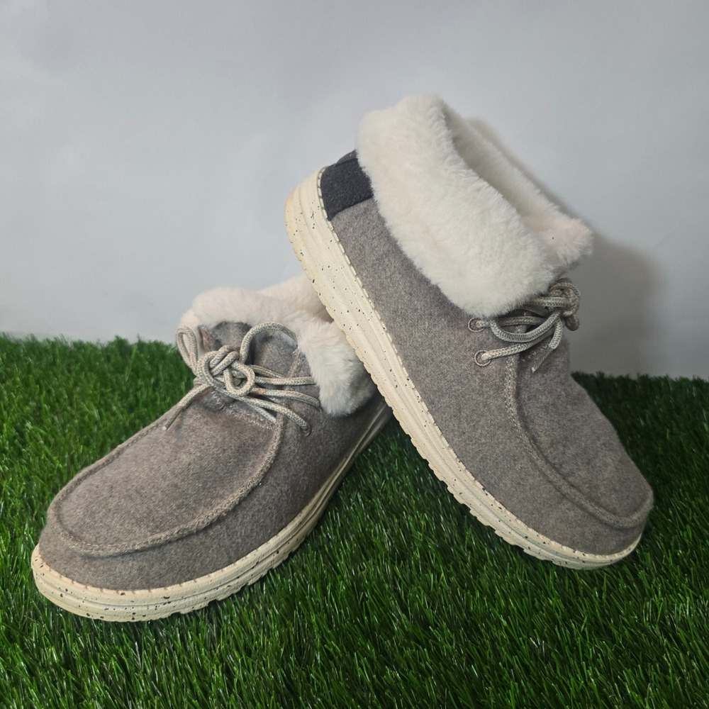 Hey Dude Size 8 Grey Britt Faux Fur Lined Loafers Womens Moccasin Shoes